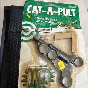 Cat-A-Pult Cat Toy - Gray and Tan